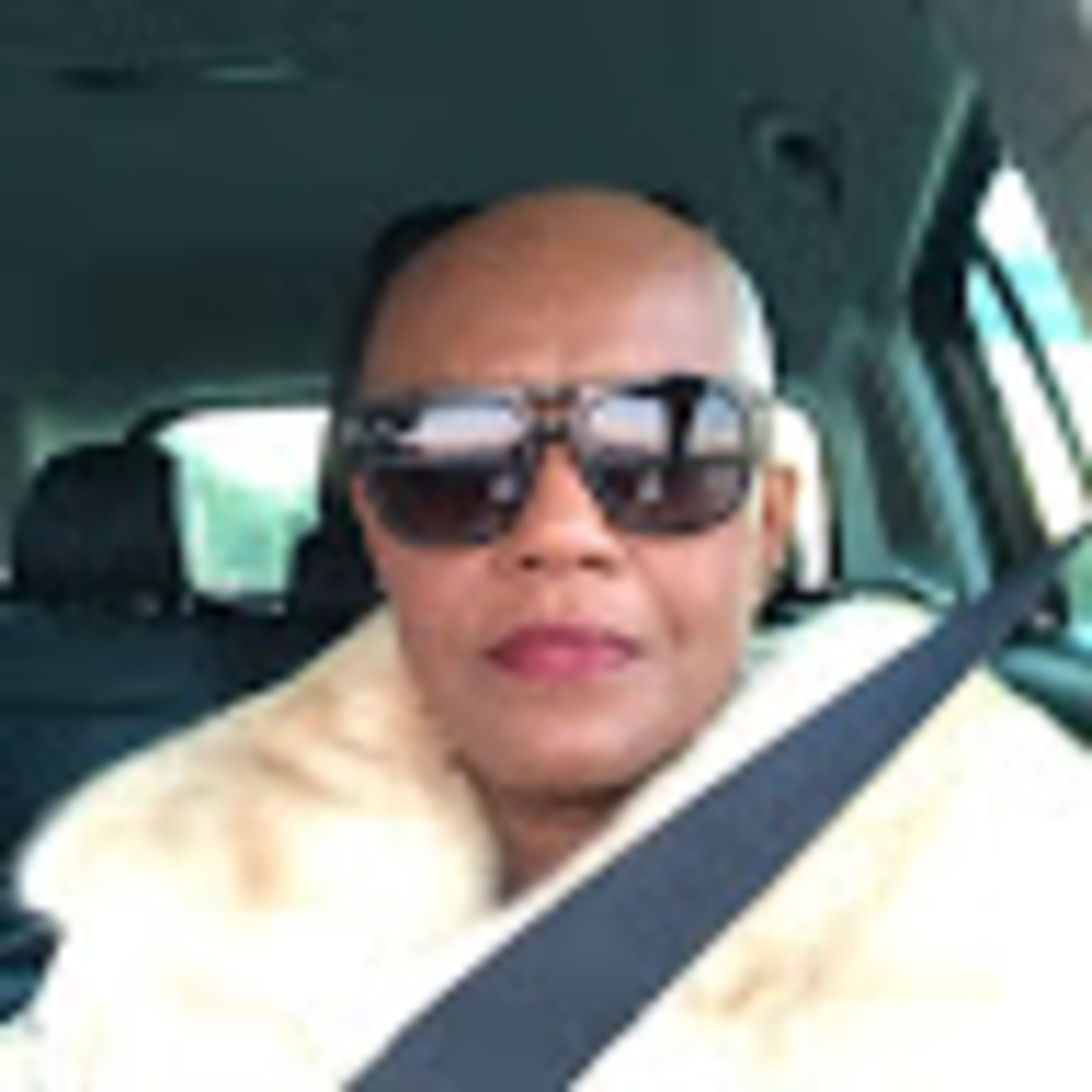 Meet your Posher, April